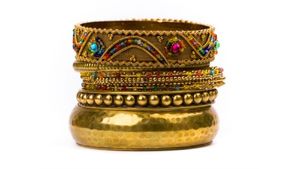 'കത്തിക്കയറി' സ്വര്‍ണവില; പൊന്നില്‍ നിക്ഷേപം നടത്താന്‍ 3 മികച്ച കേന്ദ്ര പദ്ധതികള്‍