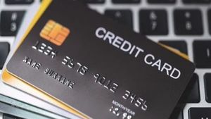 ചെലവാക്കുന്ന പണം ക്യാഷ്ബാക്കായി തിരികെ കിട്ടും; ഈ ക്രെഡിറ്റ് കാർഡുകളെക്കുറിച്ച് അറിയാമോ?