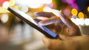 പേടിഎം മുതൽ ഗൂഗിൾ പേ വരെ; സ്വർണം വാങ്ങാൻ എട്ട് ആപ്ലിക്കേഷനുകൾ