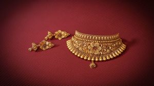 പൊന്നപ്പനല്ല, തങ്കപ്പൻ.! വില വർധനവിന് ബ്രേക്കിട്ട് സ്വർണം, ഇന്ന് കുറഞ്ഞത് 560 രൂപ, ഒരു പവൻ വാങ്ങാൻ എത്ര നൽകണം