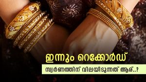 സ്വർണവില വീണ്ടും റെക്കോർഡിൽ, മുന്നേറ്റം തുടർന്നാൽ ഏപ്രിൽ മാസം തന്നെ 60,000 കടക്കും, ഇന്നത്തെ നിരക്കറിയാം