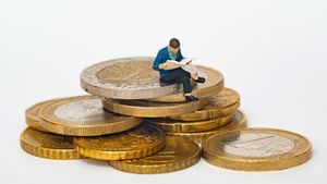 ഏത് പ്രായത്തിലും നിങ്ങൾക്ക് സ്ഥിര വരുമാനം നേടാൻ കഴിയുന്ന 7 പദ്ധതികൾ 