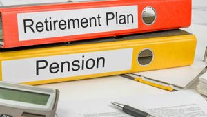 റിട്ടയർമെന്റ് ജീവിതം സുരക്ഷിതമാക്കാം; 2 കോടി നേടാൻ ഈ സ്കീമിൽ നിക്ഷേപിക്കൂ