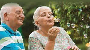 റിട്ടയർമെന്റ് കാലത്തും ഉറപ്പായ വരുമാനം വേണോ? ഇതാ 5 വഴികൾ...