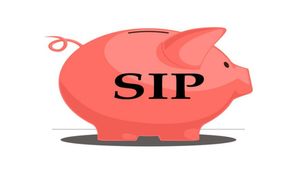 ദിവസവും 500 vs മാസം 15,000: ഏതാണ് എസ്ഐപിയിൽ കൂടുതൽ റിട്ടേൺസ് നൽകുന്നത്?