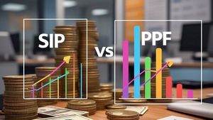 എസ്ഐപിയോ പിപിഎഫോ? പ്രതിവർഷം 50000 നിക്ഷേപിക്കാൻ മികച്ച ഇടം ഏത്?
