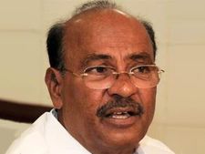சிறிய விவசாயியைக் கூட கார் வாங்க வைப்போம்: ராமதாஸ்