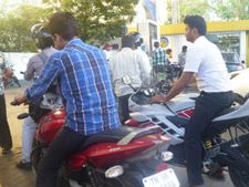 சென்னையில் 71 பைசா குறைந்தது பெட்ரோல் விலை