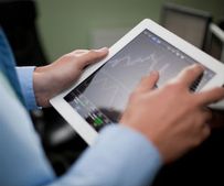 சரியான பங்கு தரகர்களை தேர்ந்தெடுப்பது எப்படி? 