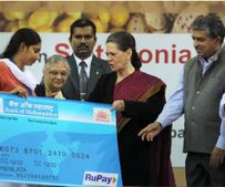 ஆன்லைனில் ஆதார் கார்டு அப்டேட் செய்வது எப்படி?