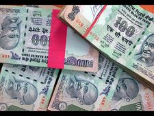 இந்திய நிறுவனங்களின் லாப நிலை குறைந்து!!! பொருளாதார நெருக்கடியின் எதிரொலி... 