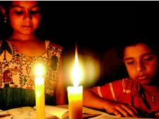 தண்ணியும் இல்ல!! கரண்டும் இல்ல!! போங்கடா...