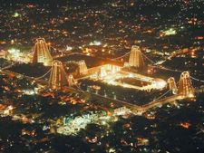 தம்பி நாங்க எல்லாம் 5000 வருஷத்துக்கு முன்னமே 24 மணி நேரம் கடை போட்டவய்ங்க! மதுரக்கே மல்லியா..!