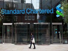 பங்குசந்தை வர்த்தகத்தில் இருந்து விலகும் ஸ்டாண்டர்ட் சார்ட்டர்ட்!! 4,000 பணியாளர்கள் வெளியேற்றம்..