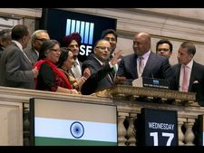 நியூயார்க் பங்குச்சந்தையை மணியடித்து முடித்து வைத்தார் அருண் ஜேட்லி!