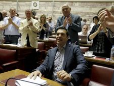 கிரீஸ் அரசின் புதிய திட்டம்: ஐரோப்பிய யூனியன், ஐஎம்எப் ஒப்புதல்!