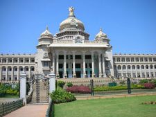வருமான வரி வசூலில் கர்நாடகா, கோவா அலுவலகம் முன்னிலை!
