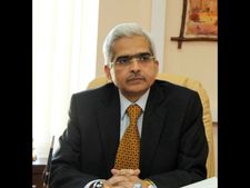 2016-17ஆம் ஆண்டுக்கான பட்ஜெட் தயாரிக்கும் பணியில் புதிய குழு!