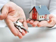 முதல் முறையாக ரியல் எஸ்டேடில் முதலீடு செய்யப் போறீங்களா? இத படிச்சிட்டு போங்க பாஸ்