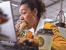 உங்கள் அலுவலக கணினியில் நீங்கள் கண்டிப்பாகச் செய்யக்கூடாத 6 தவறுகள்..! 