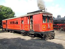 கார், பைக் வாங்கின காலம் எல்லாம் பேச்சு..! இப்போ ரயிலே வாங்கலாம்..!