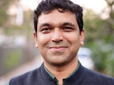 முதலீட்டில் கொடிகட்டி பறக்கும் கார்திக் ரெட்டி 