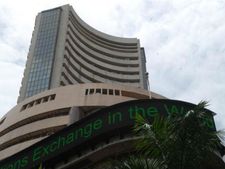 27 புள்ளிகள் உயர்வில் சென்செக்ஸ்.. கடைசி நேரத்தில் காப்பாற்றி எக்ஸிட் போல்ஸ்..!