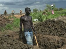 இப்படி ஆட்சி செய்தால் ஒரு நாடு எப்படி உருப்படும்..!