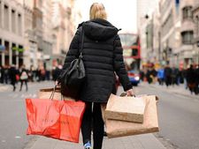  பிரிட்டன் நாட்டின் சேவை துறை வளர்ச்சியில் எதிர்பாராத சரிவு..!