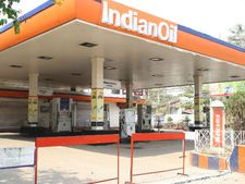 காலவரையின்றி 54,000 பெட்ரோல் பங்குகள் மூட முடிவு.. இதுதான் காரணம்..!