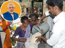 ரேஷன் கடைகளை நிரந்தரமாக மூடும் திட்டத்தில் மத்திய அரசு.. விரைவில் தமிழகம்..! 