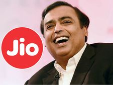 அலைக்கற்றை ஏலம் விட்டால் இந்தியப் பொருளாதாரமே பாதிக்கப்படும், 2020 வரை அலைக்கற்றை ஏலம் விட வேண்டாம்!