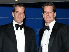  பேஸ்புக் கைவிட்டாலும், பிட்காயின் கைவிடவில்லை.. உலகின் முதல் பில்லியனர்கள்..! 