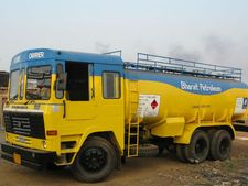 இன்றைய பெட்ரோல் மற்றும் டீசல் விலை..! (18.01.2018)