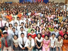  'இந்த' மனசு தான் கடவுள்.. நிறுவனத்தின் செயலால் ஊழியர்கள் ஆனந்த கண்ணீர்..!