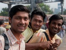 பிரதான் மந்திரி ரோஜர் யோஜனா தொழிற் கடன் திட்டம் குறித்து இளைஞர்கள் தெரிந்துக்கொள்ள வேண்டியவை!