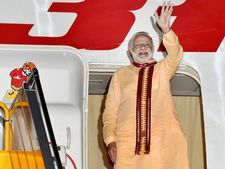 165 நாட்களில் 52 நாடுகள் சென்ற மோடி.. மொத்த செலவு எவ்வளவு தெரியுமா? 
