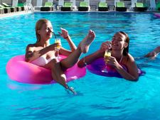 குறைந்த செலவில் நீச்சல் குளம் அமைக்கச் சூப்பர் ஐடியா..! 