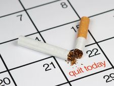 சிகிரெட் பாக்கெட்களில் செப்டம்பர் 1 முதல் 'Quit Today' என்று அச்சிசப்படும்.. சுகாதாரத் துறை அதிரடி! 
