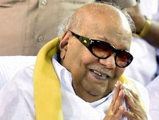 கருணாநிதி இழப்பிற்கு இரங்கல் தெரிவித்த ஸ்ரீனிவாசன் முதல் மஹிந்தரா வரை..! 