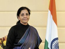 பாதுகாப்புத்துறைக்கு 111 ஹெலிகாப்டர்கள் வாங்க 21,000 கோடி ஒதுக்கீடு! 