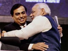 விவசாயக் கடனை அம்பானிக்கு அளித்த மோடி அரசு.. எவ்வளவு கோடி தெரியுமா? 