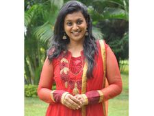 அம்மா உணவகத்தை விடக் குறைந்த விலையில் உணவு.. நடிகை ரோஜா அதிரடி..! 