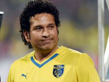 என்னோட 13.5 கோடி ரூபாய் எங்கய்யா..? வழக்கு தொடுத்த Sachin Tendulkar..!