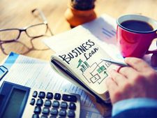 இந்த 5 விஷயத்துக்கு பேங்குல கடன் வாங்குனா உங்க வாழ்கையில சனி பகவான் ஓவர் டைம் பாக்குறான்னு அர்த்தம்