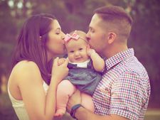 குழந்தையின்மையால் சரிந்த ஜப்பான் கதை தெரியுமா..? குழந்தைகள் இல்லைன்னா பொருளாதாரம் என்ன ஆகும்? 