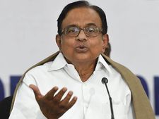 மீண்டும் டிமானிடைசேஷன் கொண்டு வாங்க.. அப்போதுதான் நாடு முன்னேறும்.. ப.சிதம்பரம் கிண்டல்!