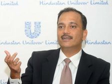  யார் இந்த Nitin Paranjpe..? ஏன் இவருக்கு யுனிலிவர் நிறுவனத்தில் உலக COO பதவி கொடுக்கப்பட்டது..? 