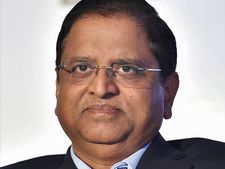 நிதித்துறை செயலாளராக சுபாஷ் சந்திரா கார்க் நியமனம் 
