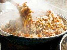 Bank loan வேண்டுமா..? பிரியாணிக் கடை வெங்கி  செய்ததைப் பாருங்கள்..! 